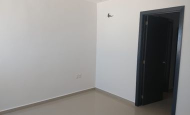 Departamento en 4to. piso en el Fracc. Costa de Oro. Alberca y vigilancia