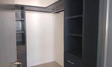 Departamento en 4to. piso en el Fracc. Costa de Oro. Alberca y vigilancia