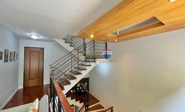 For Sale: 4 bedroom in Residencia Alabang Townhouse inside Alabang Hills