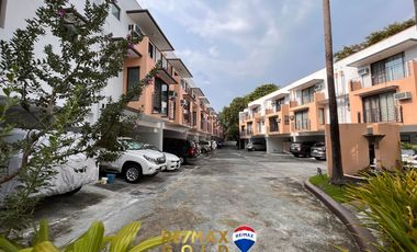 For Sale: 4 bedroom in Residencia Alabang Townhouse inside Alabang Hills