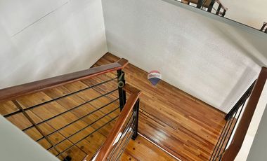 For Sale: 4 bedroom in Residencia Alabang Townhouse inside Alabang Hills