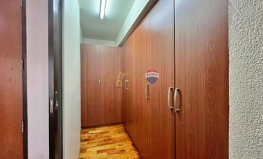 For Sale: 4 bedroom in Residencia Alabang Townhouse inside Alabang Hills