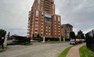 Departamento de lujo, 4 dormitorios, 4 baños, 3 estacionamientos y bodega