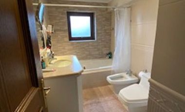 Departamento de lujo, 4 dormitorios, 4 baños, 3 estacionamientos y bodega