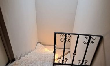 HERMOSA CASA EN VENTA COMPLETAMENTE REMODELADA CON PRECIO A TRATAR