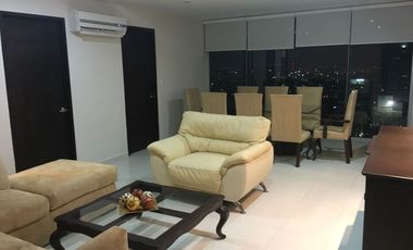 Departamento amueblado en piso 18 de Boca Towers. Incluye agua e internet