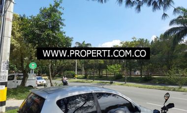 Local en Arriendo Sector Aeroparque - Belén