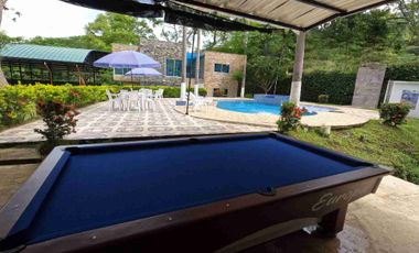 QUINTA UBICADA EN MELGAR LAS BRISAS SE ALQUILA PARA PASADIA O POR NOCHE INFORMES EN LA DESCRIPCION.