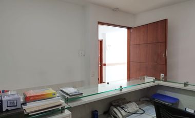 PR18798 Consultorio en venta en el sector La Florida