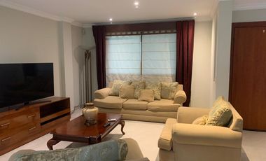 Samborondon, Se renta linda casa amoblada 3 dormitorios con piscina