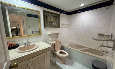 Spacious 2br Unit in Makati 130sqm 2t&B fully furnish Tordesillas w parking Salcedo Village