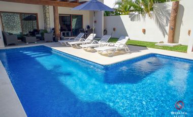 Casa de tres niveles, con alberca, terraza y jardín, en venta Residencial el Cielo, Playa del Carmen.