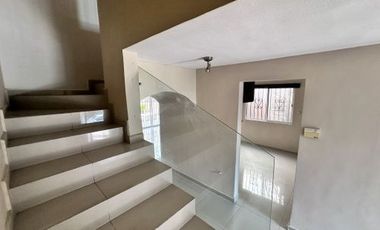 CASA EN VENTA CUMBRES ELITE