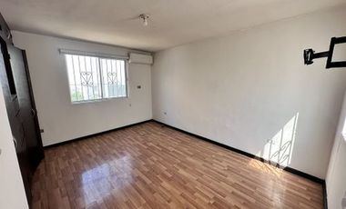 CASA EN VENTA CUMBRES ELITE