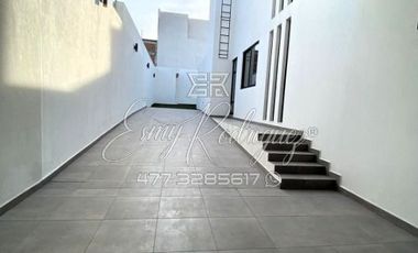 CASA EN RENTA, CAÑADA DEL REFUGIO NORTE, León,Gto; DE LUJO, 3 REC. CON BAÑO, 530m2, 8 AUTOS, PRIVADA, EQUIPADA