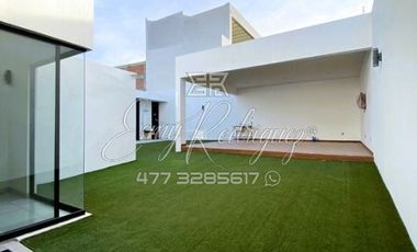 CASA EN RENTA, CAÑADA DEL REFUGIO NORTE, León,Gto; DE LUJO, 3 REC. CON BAÑO, 530m2, 8 AUTOS, PRIVADA, EQUIPADA