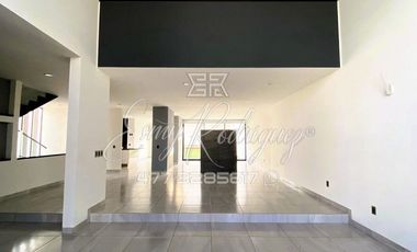 CASA EN RENTA, CAÑADA DEL REFUGIO NORTE, León,Gto; DE LUJO, 3 REC. CON BAÑO, 530m2, 8 AUTOS, PRIVADA, EQUIPADA