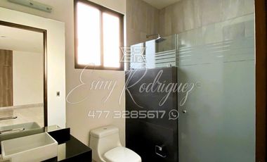 CASA EN RENTA, CAÑADA DEL REFUGIO NORTE, León,Gto; DE LUJO, 3 REC. CON BAÑO, 530m2, 8 AUTOS, PRIVADA, EQUIPADA