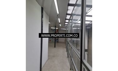 Oficina en Arriendo Sector El Carmelo - Itagüí