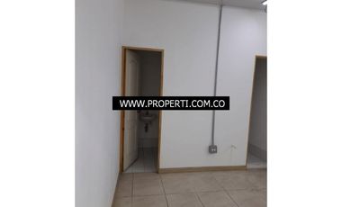 Oficina en Arriendo Sector El Carmelo - Itagüí