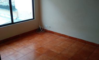 CASA EN EL CENTRO DE PASTO FRENTE IGLESIA CRISTO REY.