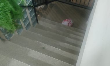 SE VENDE CASA DE 2 NIVELES CON APTO Y APTOESTUDIO INDEPENDIENTES EN APULO, CUNDINAMARCA