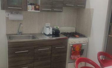 SE VENDE CASA DE 2 NIVELES CON APTO Y APTOESTUDIO INDEPENDIENTES EN APULO, CUNDINAMARCA