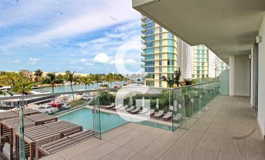 Departamento en Venta en Cancún en SLS Marina Beach con Terraza y Vista al Mar