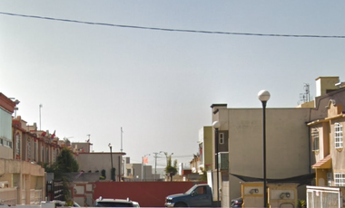 AV.  GUADALUPE VICTORIA, LAS AMÉRICAS, ECATEPEC DE MORELOS, EDO. DE MÉXICO.