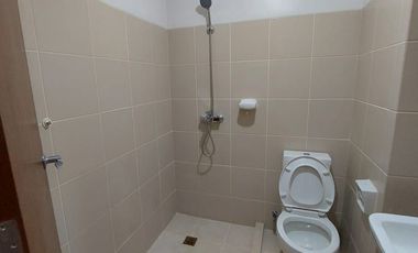 For sale Rent to Own Condo Condominium in Makati near kings court dela rosa waltermart little tokyo makati cinema square