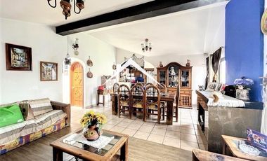 Bonita casa de un nivel en Las Águilas