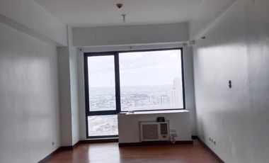 Lease for Rent: Unfurnished 2-Bedroom Condo Unit at Eastwood Parkview, Eastwood City, Q.C.