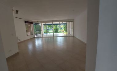 Samborondon, Renta de linda casa 3 Dormitorios con Vista al Lago