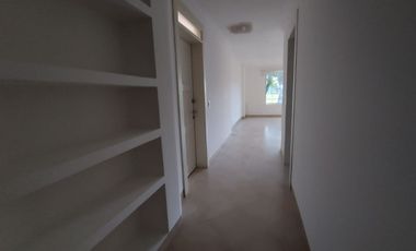 Samborondon, Renta de linda casa 3 Dormitorios con Vista al Lago