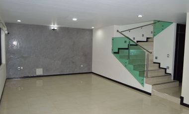 Ubicadísima residencia en Country Club