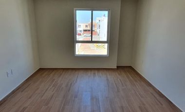 4 RECAMARAS RECAMARA PRINCIPAL CON BAÑO COMPLETO Y VESTIDOR