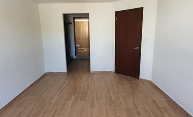 4 RECAMARAS RECAMARA PRINCIPAL CON BAÑO COMPLETO Y VESTIDOR