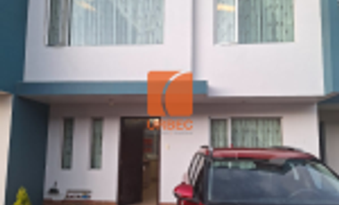 Venta- Disfruta de una vida alegre en esta encantadora casa de venta, un hogar lleno de carácter/24urb33