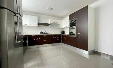 OPORTUNIDAD LINDO DEPARTAMENTO PRIMER PISO - TIPO CASITA - TERRAZA - ASENSOR DIRECTO - 3 COCHERAS - EXCLUSIVA ZONA SAN ISIDRO