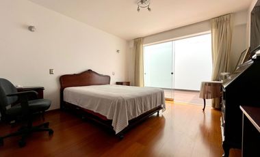 OPORTUNIDAD LINDO DEPARTAMENTO PRIMER PISO - TIPO CASITA - TERRAZA - ASENSOR DIRECTO - 3 COCHERAS - EXCLUSIVA ZONA SAN ISIDRO