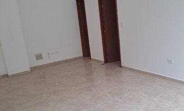 SE ARRIENDA LOCAL COMERCIAL CALLE 9 # 19-17 CONDOMINIO SANTA ISABELL LOCAL 105