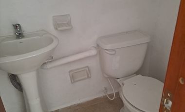 SE ARRIENDA LOCAL COMERCIAL CALLE 9 # 19-17 CONDOMINIO SANTA ISABELL LOCAL 105