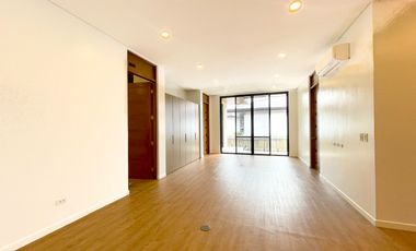 Ayala Alabang Village 5 Bedroom 5BR House for Sale in Muntilupa City AAV