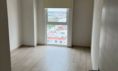 RENTA DEPARTAMENTO ALTIX  TORRE B MODELO CON BALCÓN VISTA VOLCANES. 117 m2 DISTRITO SONATA, BOULEVARD EUROPA.