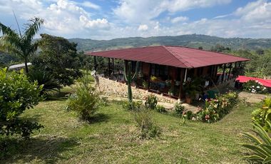 VENDO FINCA LA CUMBRE VALLE DEL CAUCA , PAVITAS.