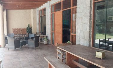 VENTA DE CASA CON PISCINA EN SANTA EULALIA