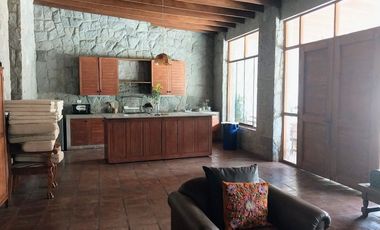 VENTA DE CASA CON PISCINA EN SANTA EULALIA
