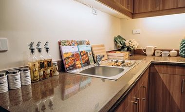 RFO FACING AMENITIES 61.50 sqm 2-bedroom Condo - End Unit For Sale in Parañaque City