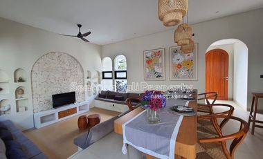 Brand new villa 3 bedrooms 240m2 di Jimbaran