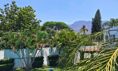 Casa en venta en Yautepec Morelos, en conjunto con alberca.